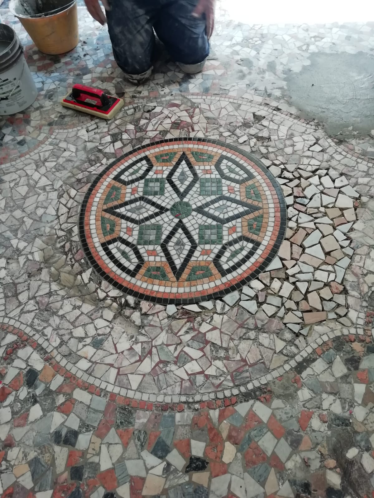 Restauro mosaico 3